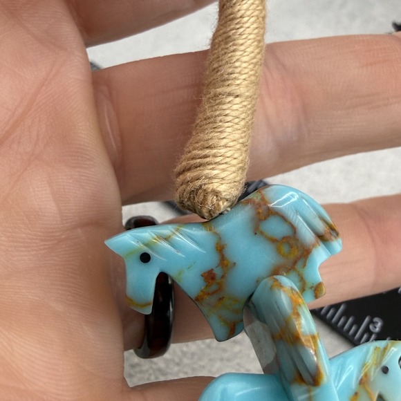 Vintage Fetish Necklace Blue Carved Horses Equestrian 27" - Picture 4 of 7